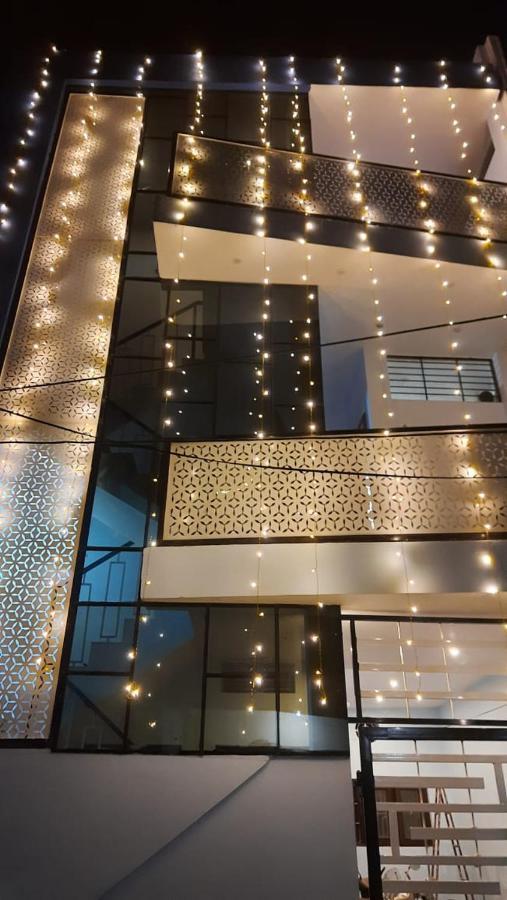 Advaitam Hotel Ujjain Ngoại thất bức ảnh